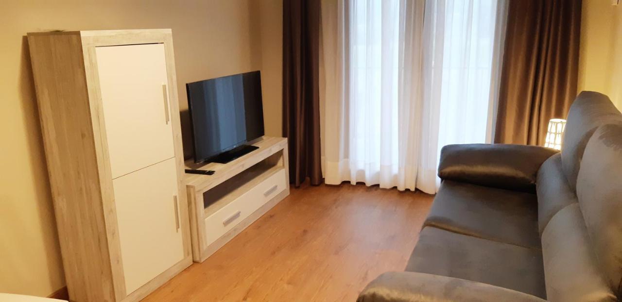 Aparthotel La Mediana Del Sella Ribadesella Esterno foto