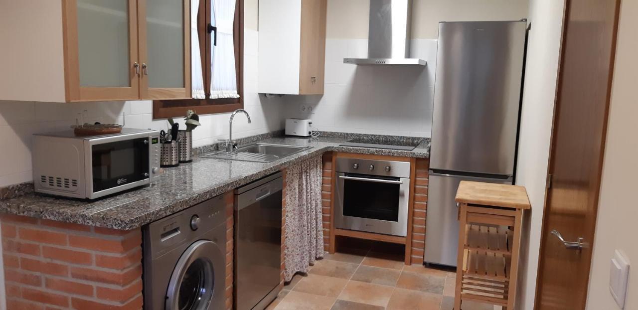 Aparthotel La Mediana Del Sella Ribadesella Esterno foto